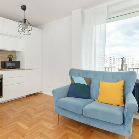 2-bedroom Bright In A Green Area By Renters 아파트 소포트